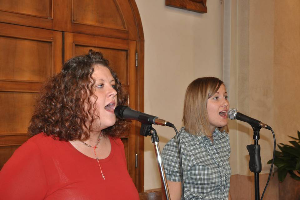 Coro per celebrazione in chiesa