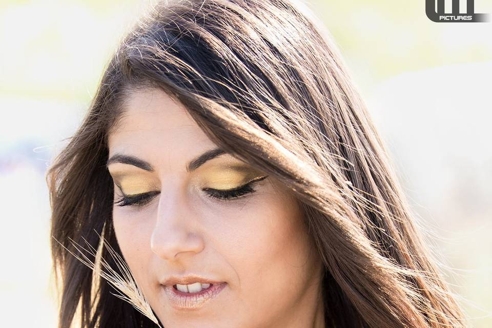 Make up Oro