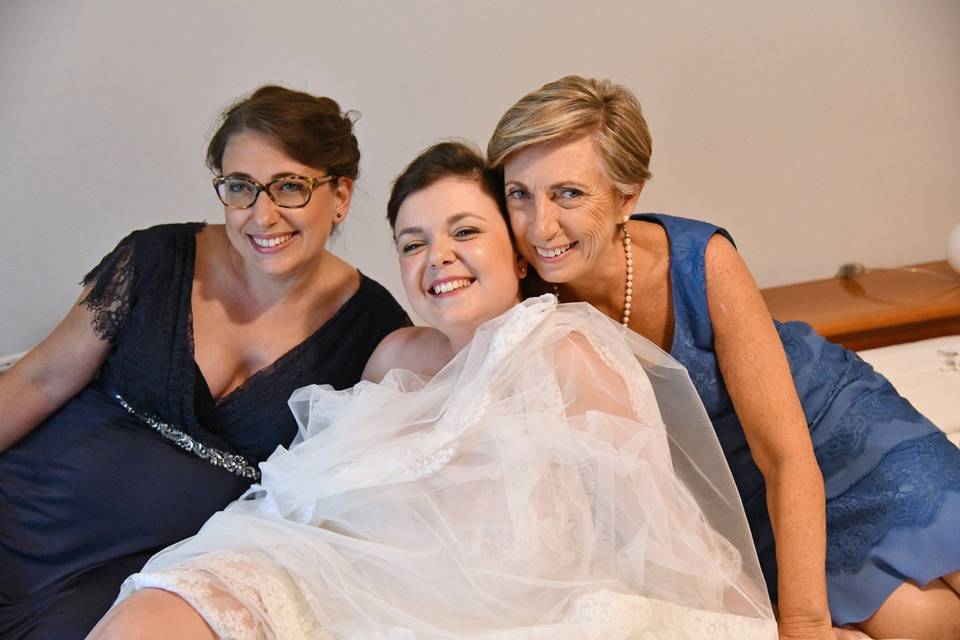 Tucco sposa, mamma e sorella