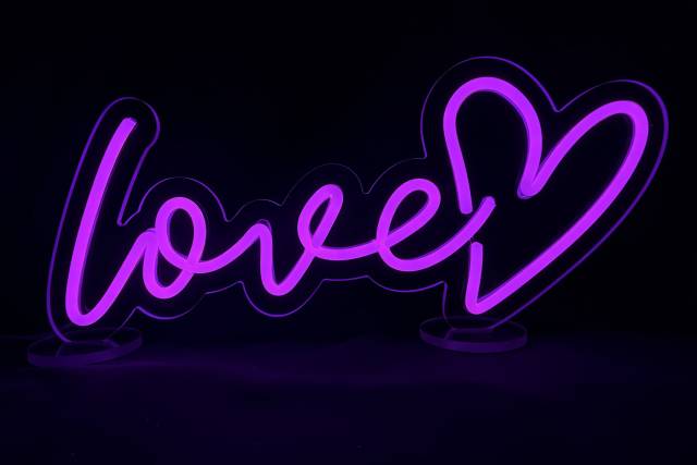 Led Love