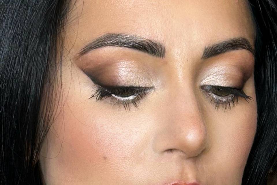 Make up toni neutri