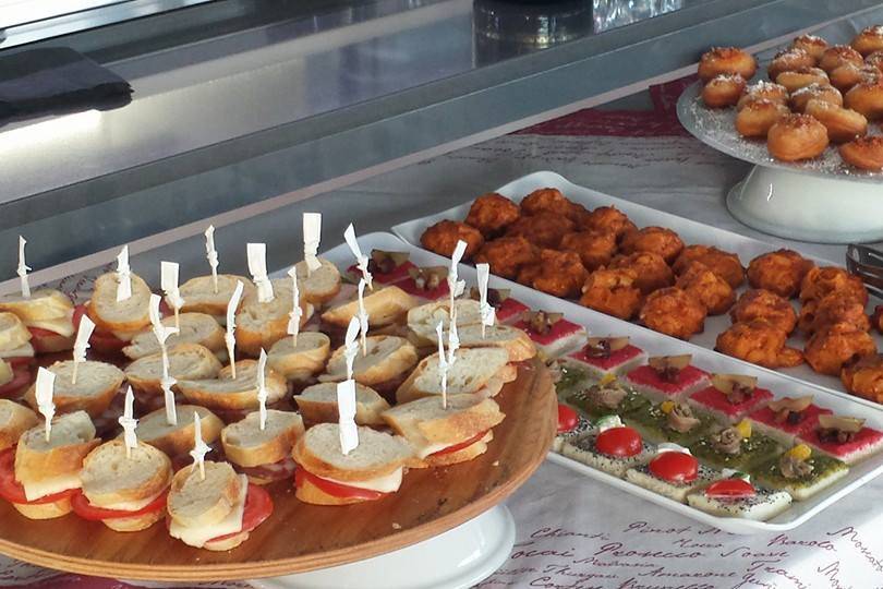 Catering (Aperitivo Chiesa)