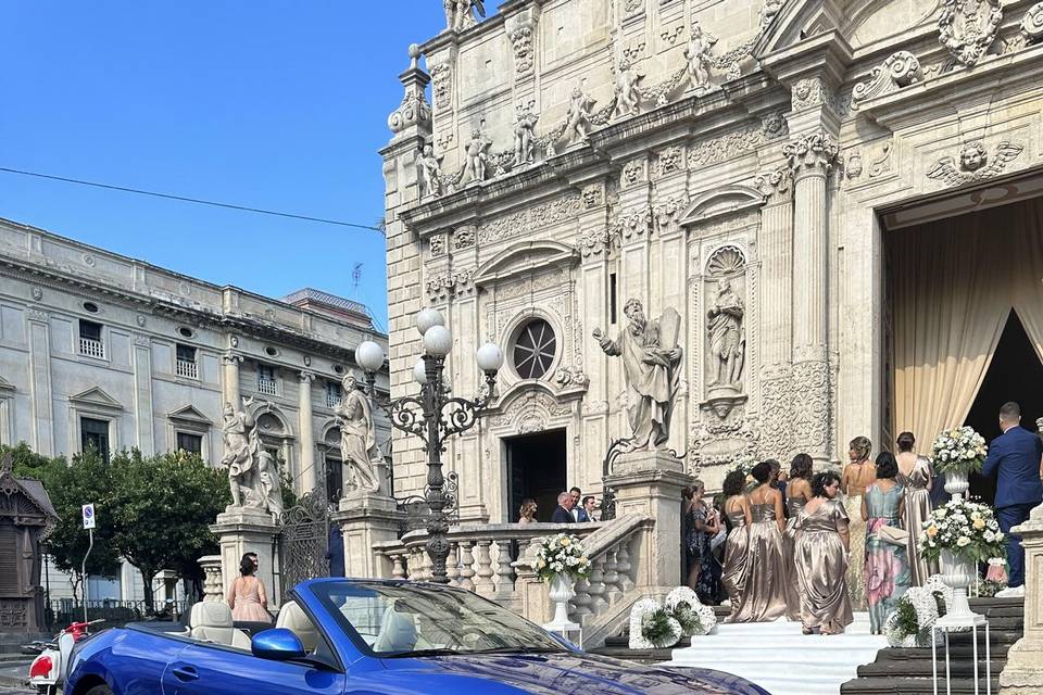 Maserati grancabrio blu