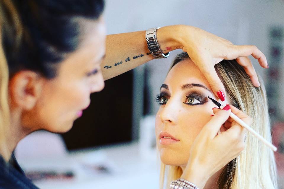 Luana di Gennaro - Make-up & Bridal Stylist
