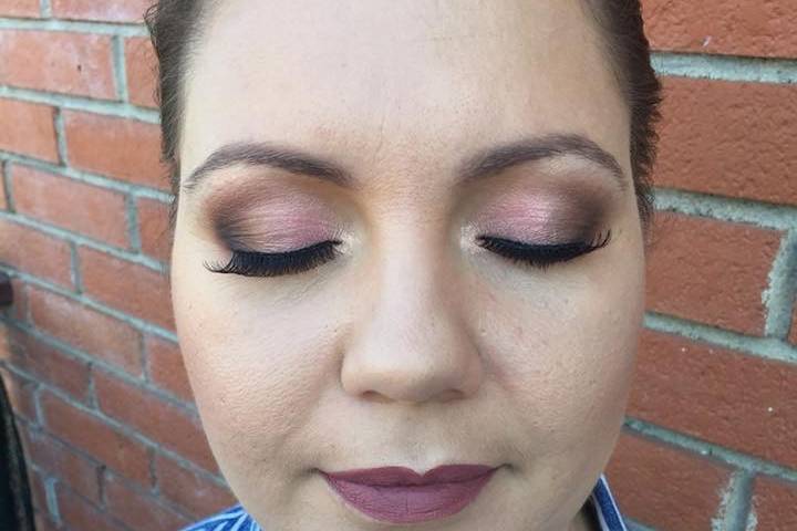 Trucco da sposa su toni rosa