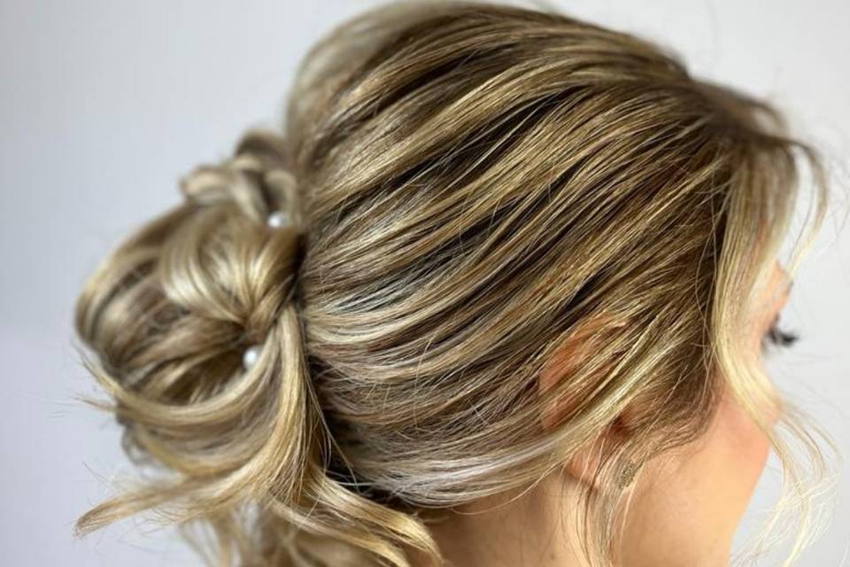 Chignon asimmetrico