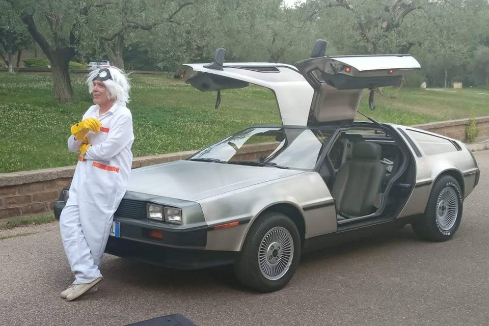 DeLorean DMC-12