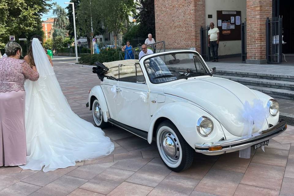 Maggiolino bianco cabrio