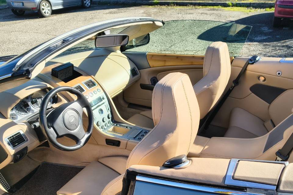 Aston Martin cabrio