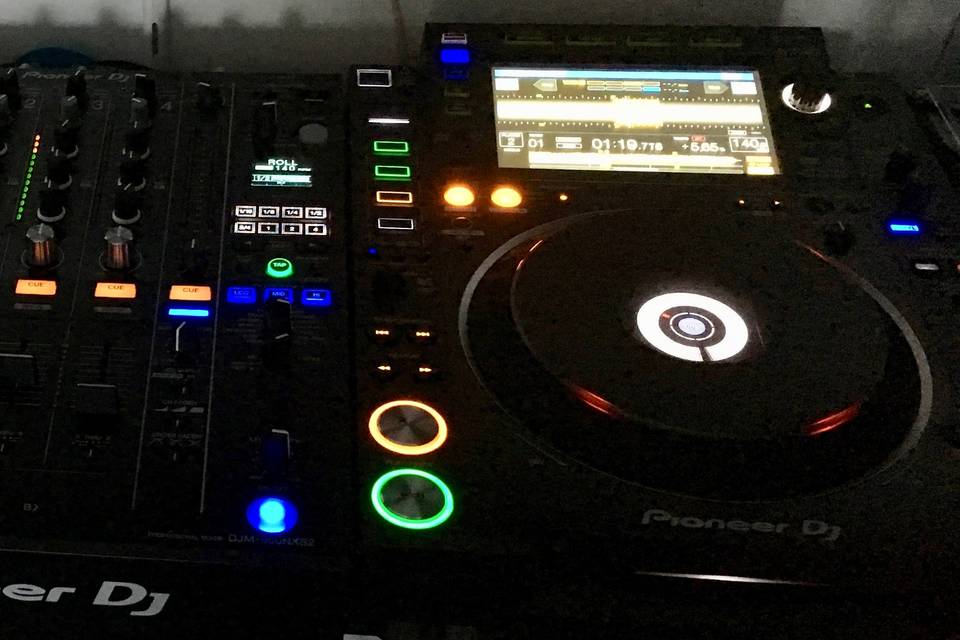 DJ professionale