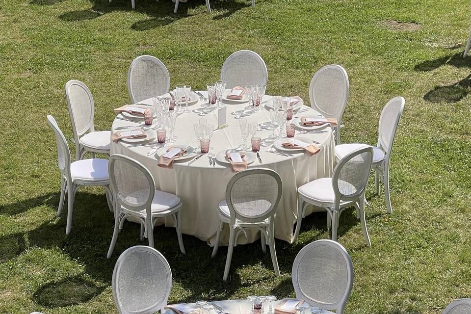 Cena nel giardino