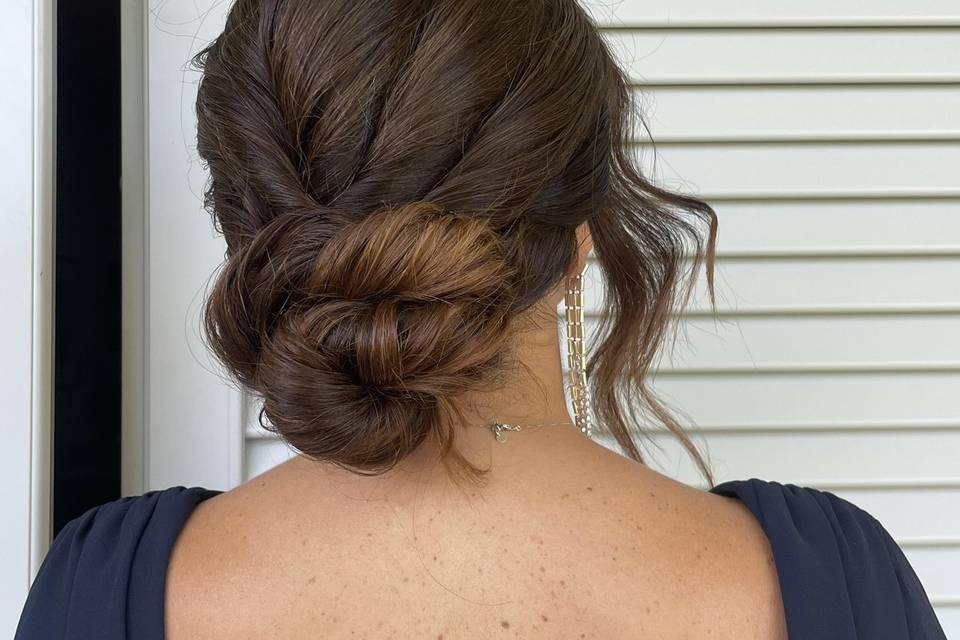 Romantic bun