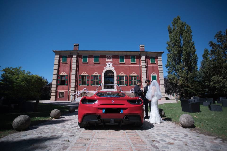 Ferrari per matrimonio