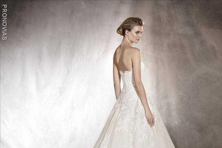 Pronovias