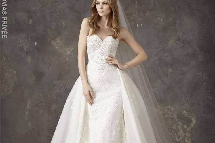 Pronovias