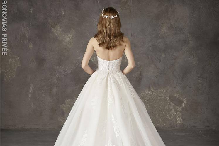 Pronovias