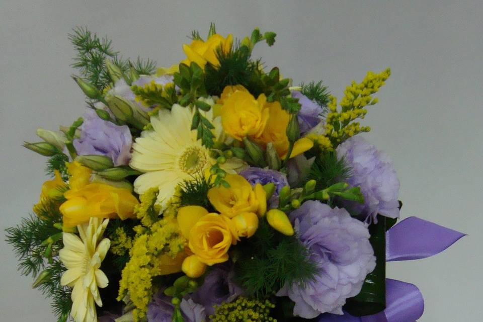 Bouquet lilla e giallo