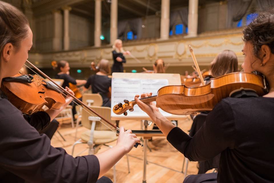 Violinista Rita e il suo gruppo