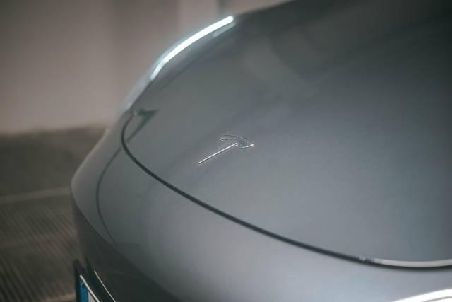 Tesla model 3