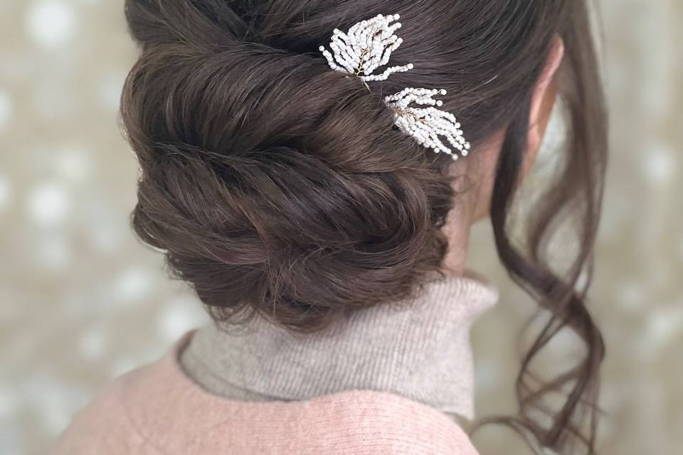 Pettinatura sposa chignon