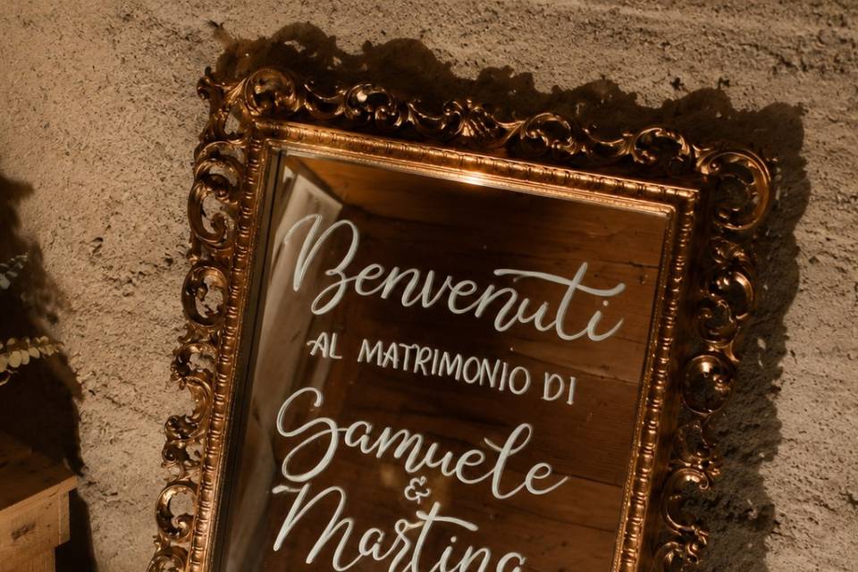 Specchio di benvenuto