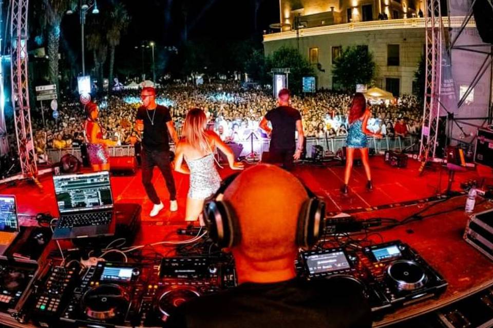 Dj set in Piazza