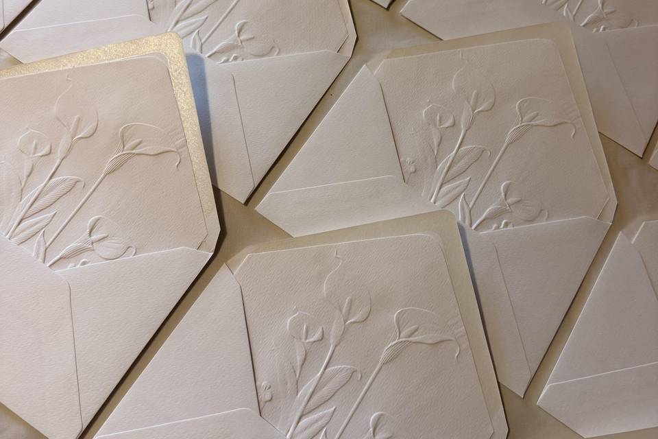 Invito embossing