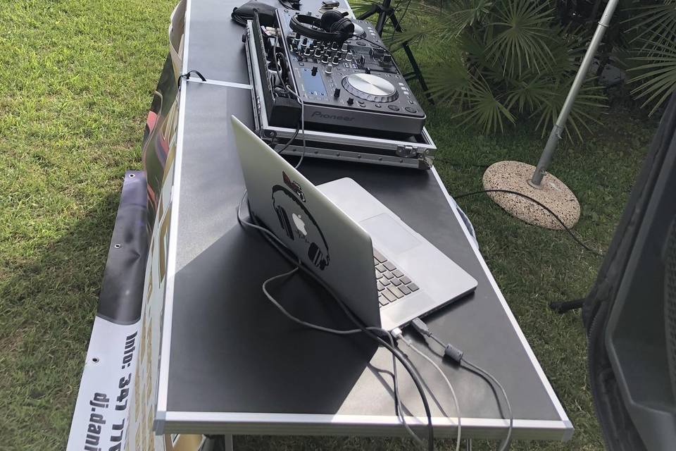 Daniele DJ