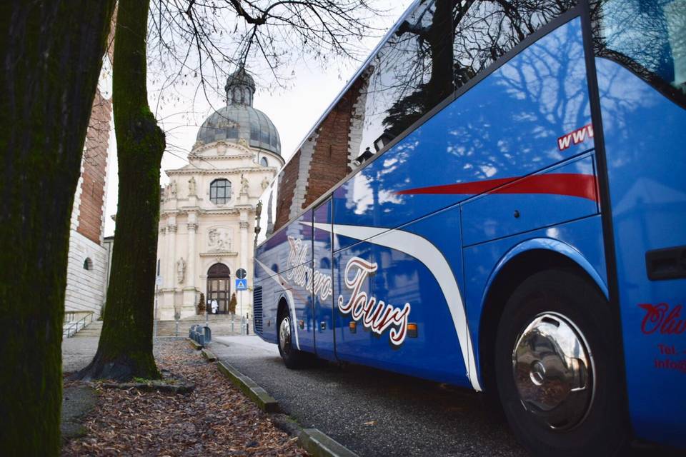 Noleggio autobus Oliviero