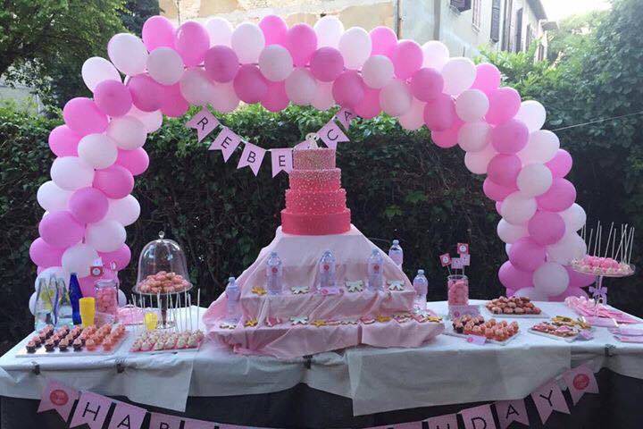 Sweet table