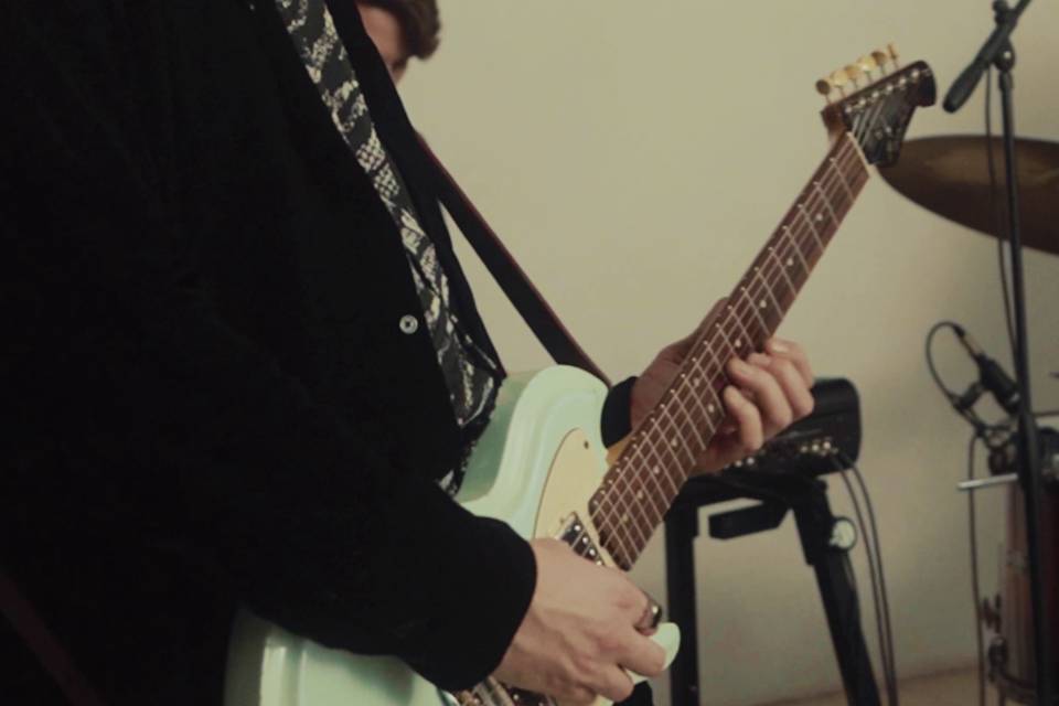 GUITARIST