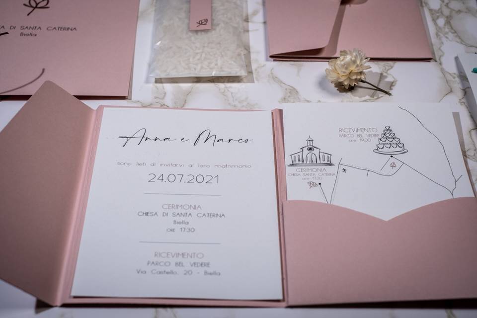 Annuncio matrimonio rosa antic