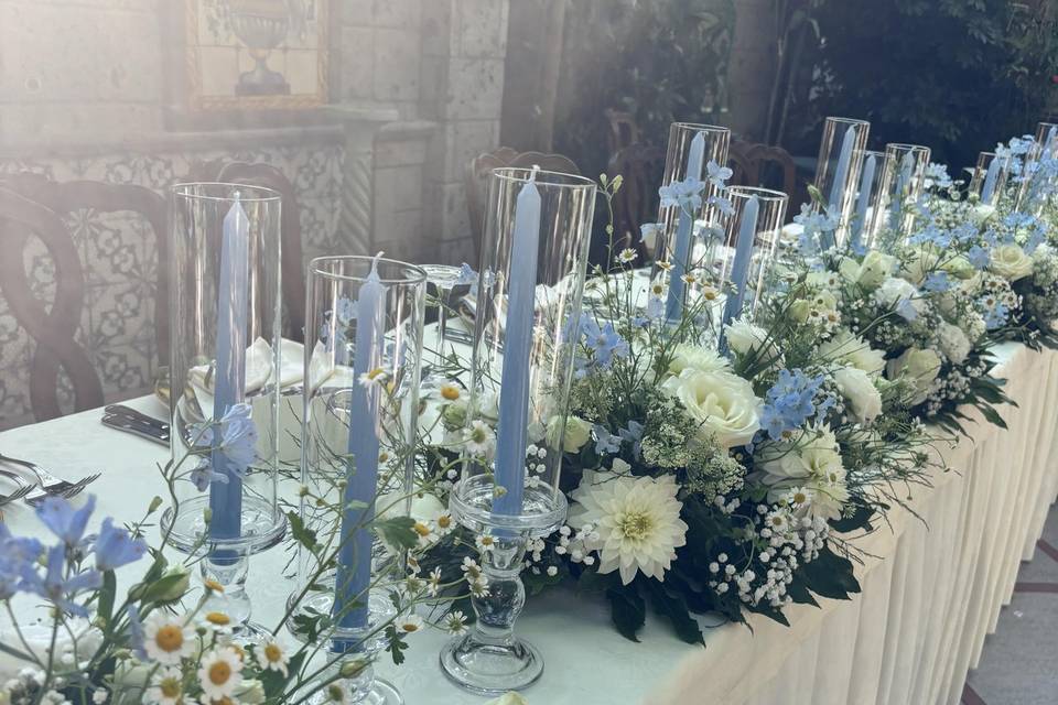 Runner fiori e candele