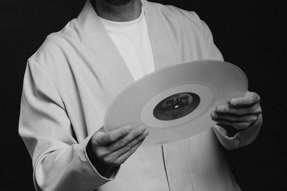 Vinile 9