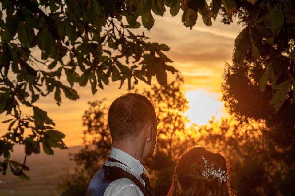 Gli sposi al tramonto