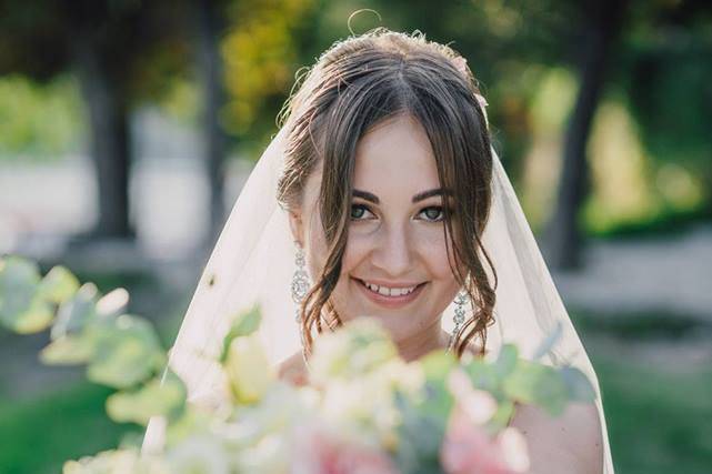 Natural bridal look