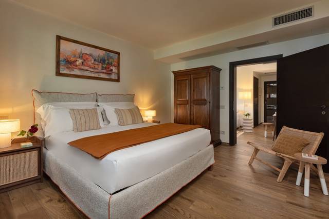 Suite 2