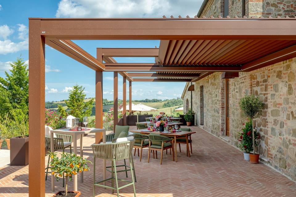Sotto L'Olivo Outdoor Dining