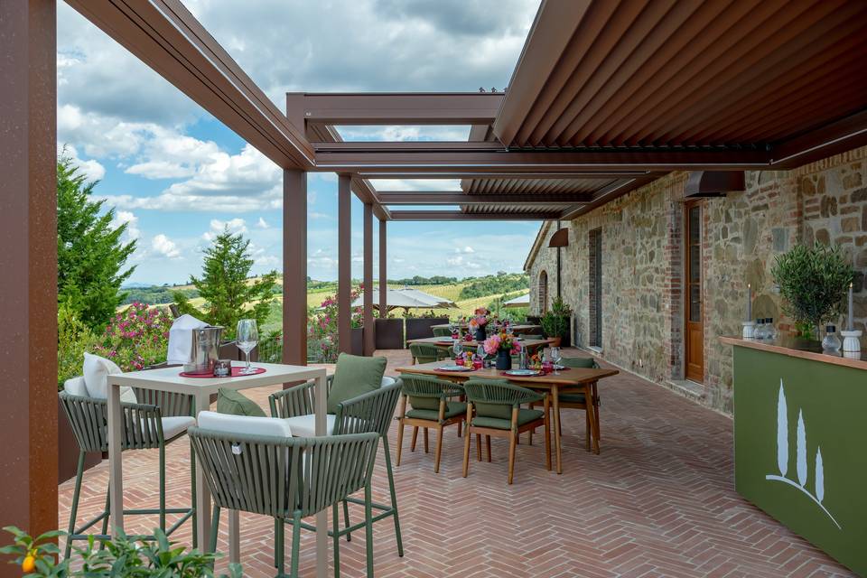Sotto L'Olivo Outdoor Dining