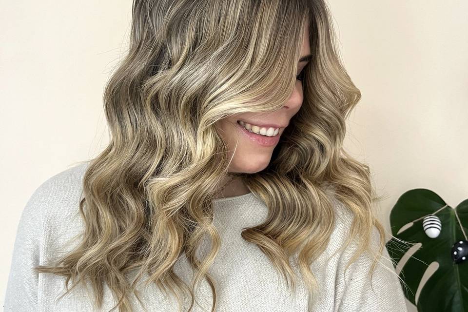 Blonde balayage