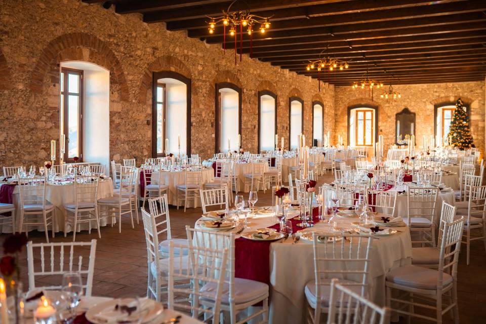 Sala banchetti_ ampia vista (1)