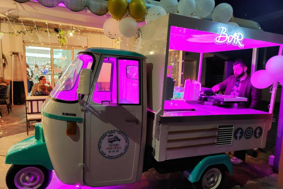 Apetto Tiffany Food Truck