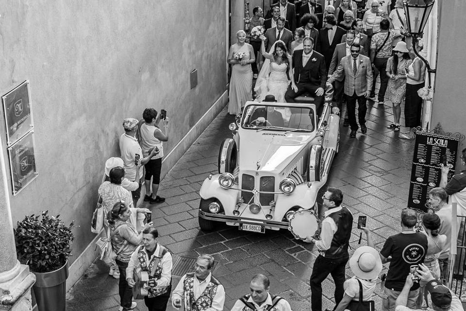 Corteo sposi Taormina