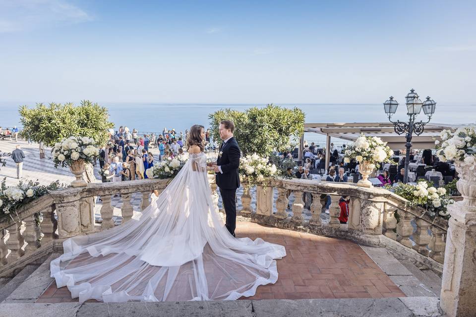 Foto sposi piazza Taormina