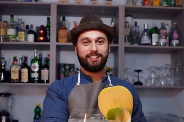 Cocktail bar
