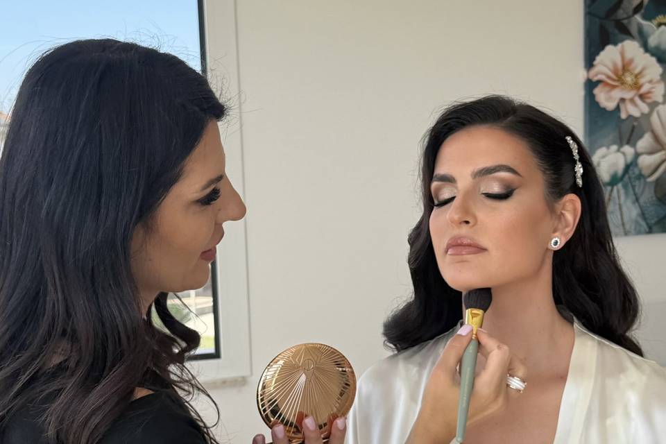 Makeup glam