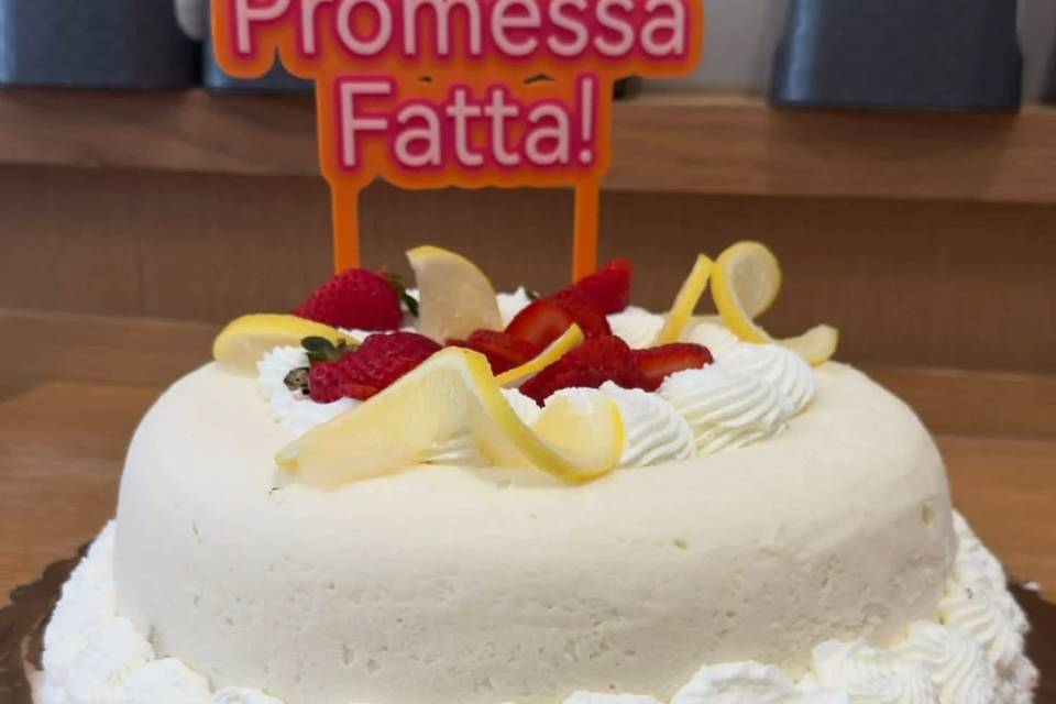 Cake topper
