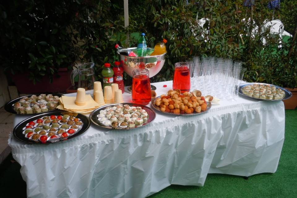 Aperitivo all'aperto