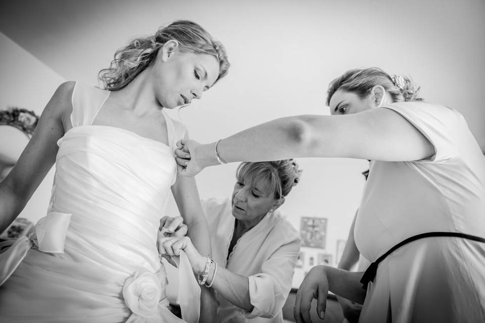 La sposa si prepara dettaglio