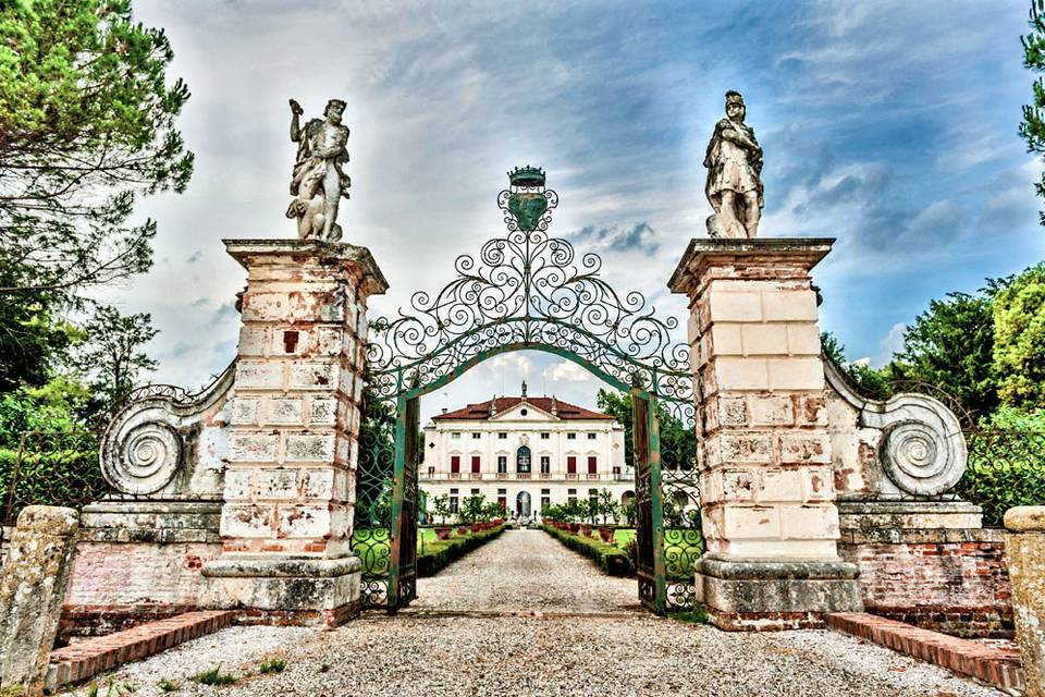 La villa esterni